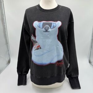 NWT The Laundry Room Women’s Coca-Cola Polar Bear Black Crewneck Sweatshirt XS